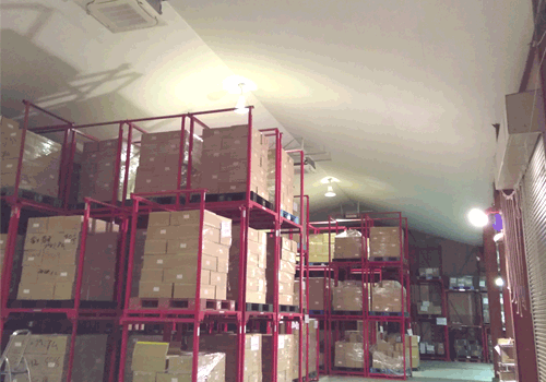 ワールド・アミー